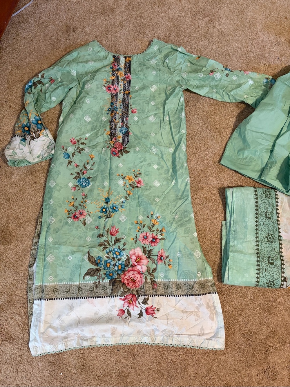 Mint Green Floral Embroidered Kurta Dress bin saeed